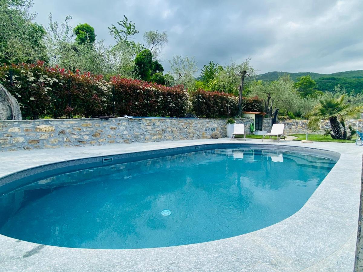 Casa Vacanze Gli Ulivi Borgomaro المظهر الخارجي الصورة