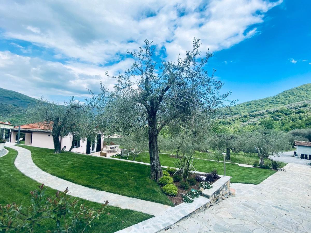 Casa Vacanze Gli Ulivi Borgomaro المظهر الخارجي الصورة